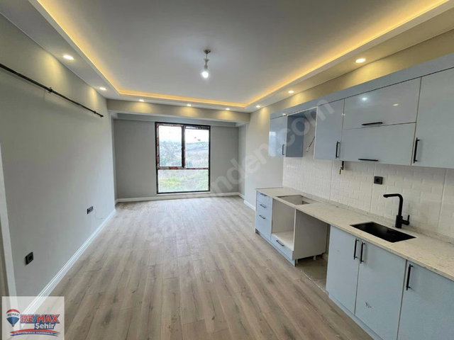 REMAX ŞEHİR KUDU BEST RESIDENCE SATILIK 1+1