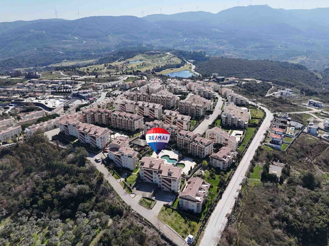 KUŞADASI GOLF RESORT’TA PANORAMİK MANZARALI, FULL EŞYALI 2+1 SATILIK DAİRE