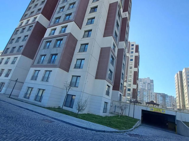 KAYAŞEHIR 22.BÖLGE ASMALI BAHÇE SITESI | FULL TADILATLI ÖZEL TASARIM 4+1 KIRALIK