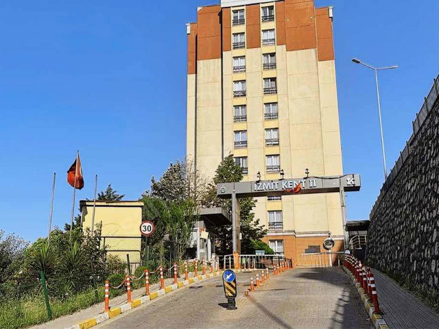 KENT KONUTLARDA TEMİZ  ARAKAT 2+1    SATILIK DAİRE