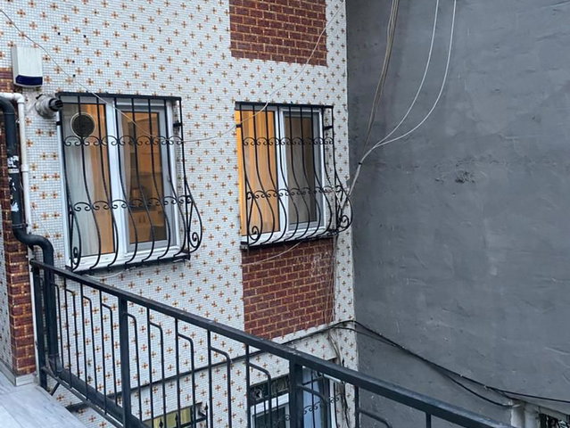 ŞİŞLİ HALİDE EDİP ADİVAR DA 2+1 SATILİK ARA KAT DAİRE