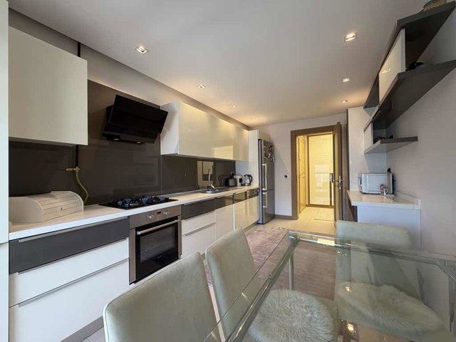 AVCILAR PARK SITESI EŞYALI TERASLI LÜKS 3,5+1 SATILIK