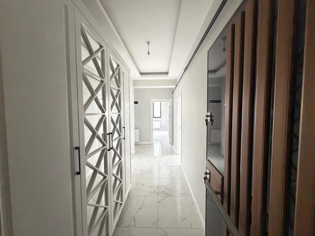 KALKANCI DA 3+1 GENIŞ DAIRE