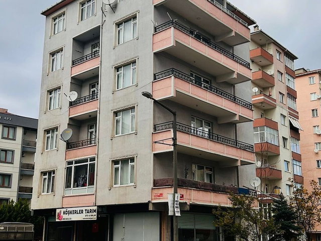 KARTAL ESENTEPE ANAYURT CADDESİ SATILIK