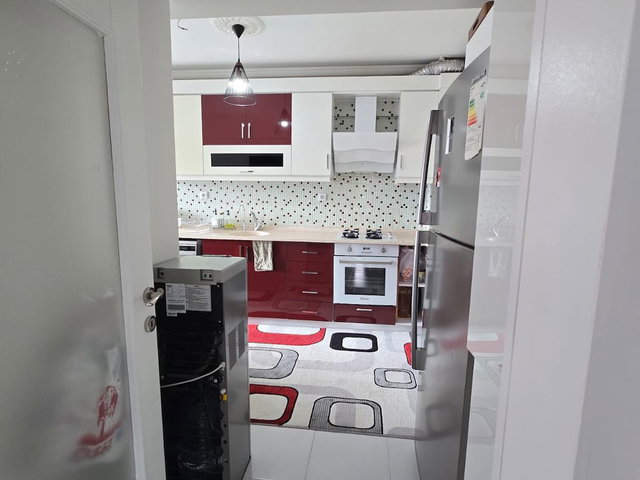 GAZİ MAHALLESİ’NDE CADDE ÜSTÜNDE SATILIK GÜNEY CEPHE 3+1 DAİRE