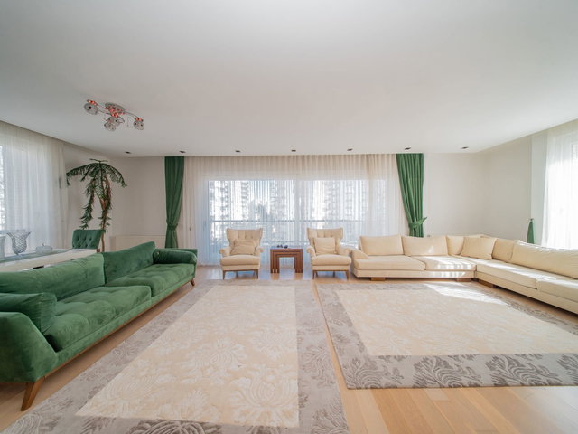 ATILGAN KONAKLARINDA SATILIK 3+1 KATTA TEK DAİRE