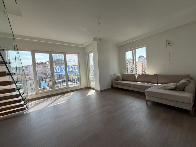 MERDİVENKÖY YENİ İSKANLI BİNADA GENİŞ 4+2 SATILIK DUBLEKS DAİRE
