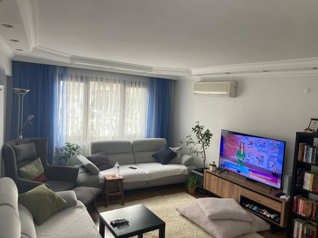 KARABAĞLAR ADNAN SÜVARI'DE MERKEZI KONUMDA 3+1 DAIRE