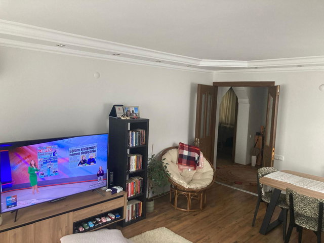 KARABAĞLAR ADNAN SÜVARI'DE MERKEZI KONUMDA 3+1 DAIRE