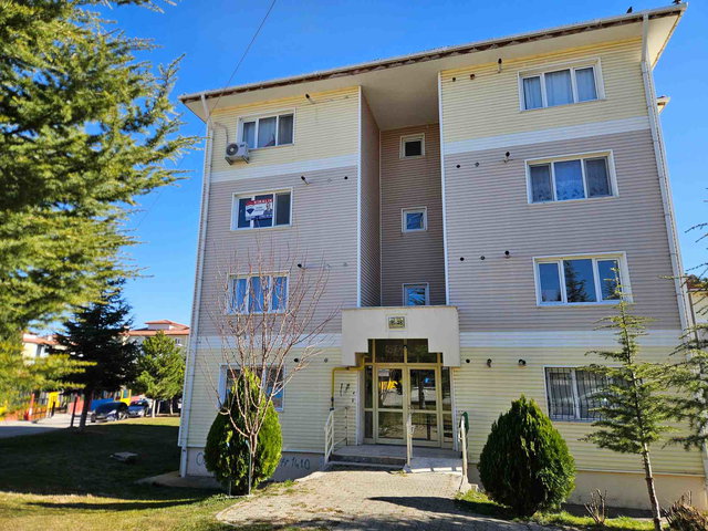 REMAX MOD'DAN SÖĞÜTÖNÜ YAŞAMKENT'TE KİRALIK 1+1 DAİRE