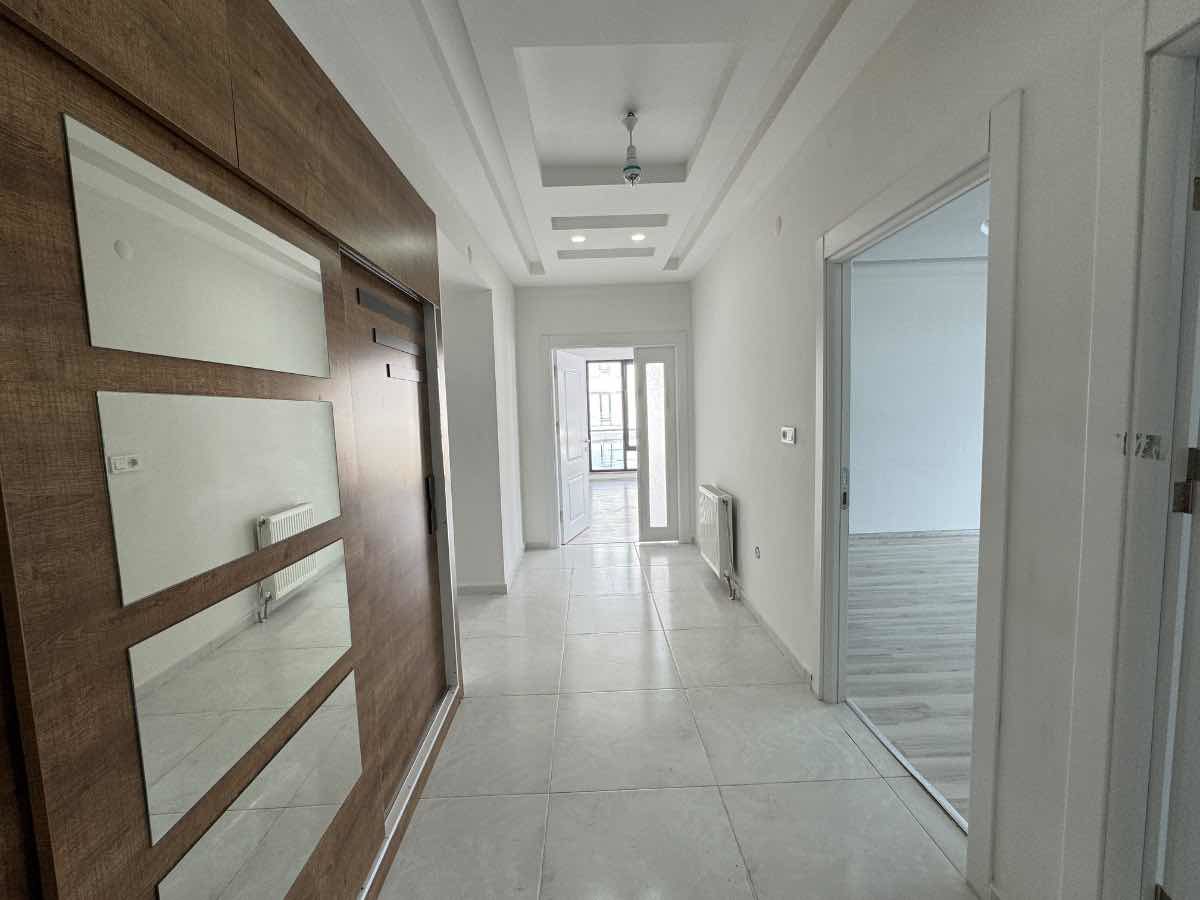 RE/MAX DEĞİŞİMDEN DOĞUKENT MAH. ARAKAT PARK 23 KONUTLARINDA SATILIK DAİRE