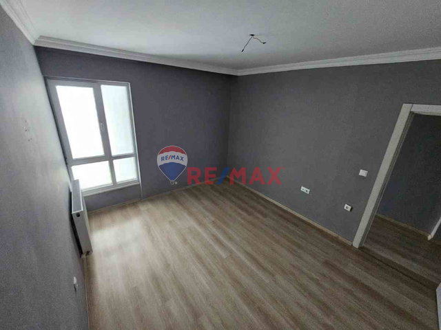 REMAX'TEN SELDEĞIRMENI MAHALLESINDE  2+1 KIRALIK DAIRE