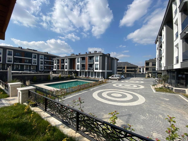 KERVANCİ BUTİK SİTESİNDE 1+1 KİRALİK DAİRE