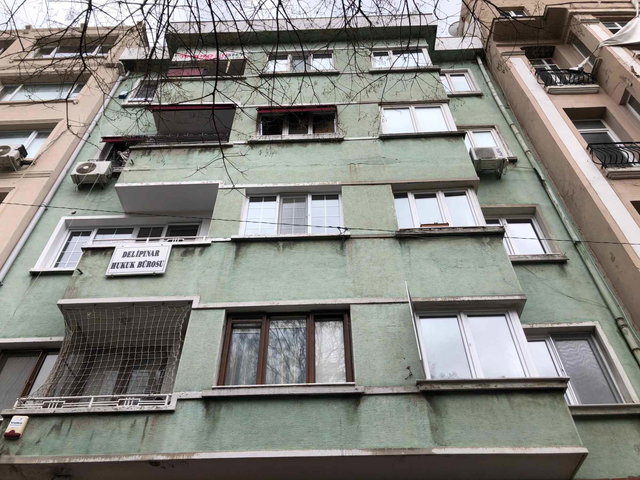 TAKSIM GÜMÜŞSUYU SATILIK 1+1 DAIRE