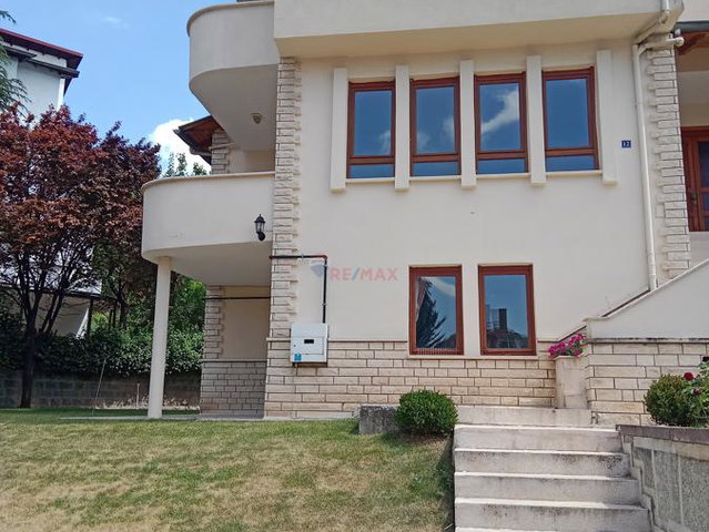 BEYSUKENT PLANLAMACILAR'DA KİRALIK 4+2 VİLLA