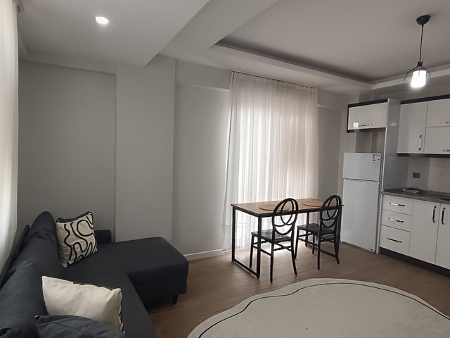 REMAX MODEL DEN İNCİLİPİNAR DA 1+1 EŞYALI SIFIR SATILIK APART