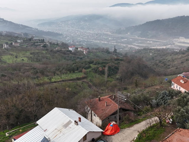 REMAX MAVİDEN GEYVE EPÇELERDE 2184M2 ARAZİ İÇİNDE MÜSTAKİL EV