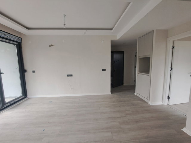 EVRENSEKI HARIKA KONUMDA 1+1 SATILIK DAIRE