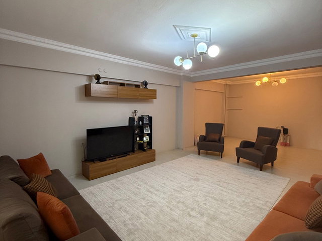 REMAX MODEL DEN PELİTLİBAĞ MAHALLESİNDE 3+1 ARA KAT SATILIK DAİRE