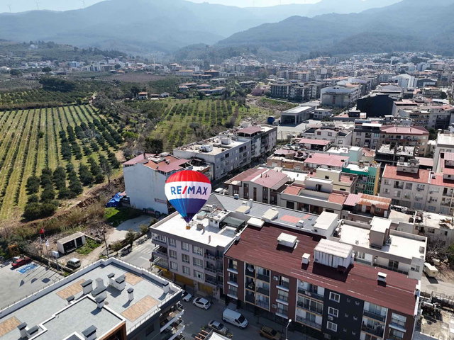 KUŞADASI DAVUTLAR KILINÇ APT. 3+1 135M2 AYRI MUTFAK CADDE ÜZERI