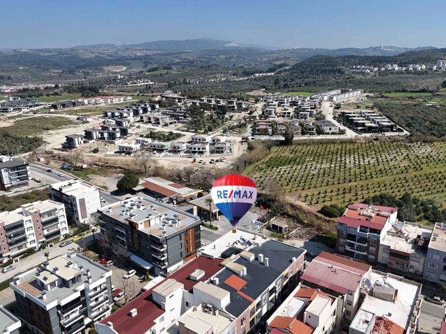 KUŞADASI DAVUTLAR KILINÇ APT. 3+1 135M2 AYRI MUTFAK CADDE ÜZERI