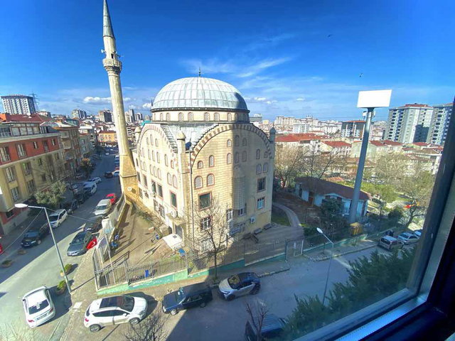 REMAXTAN SATILIK GÜNEŞLİ DAİRE YEDİTEPE PARADISE