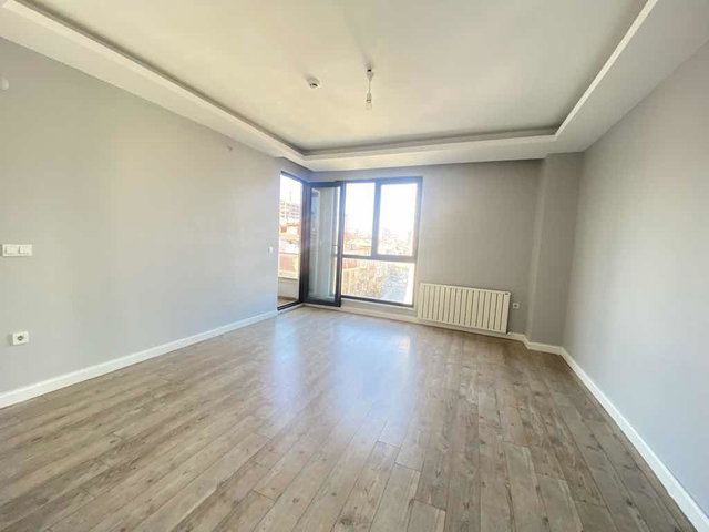 REMAXTAN SATILIK GÜNEŞLİ DAİRE YEDİTEPE PARADISE