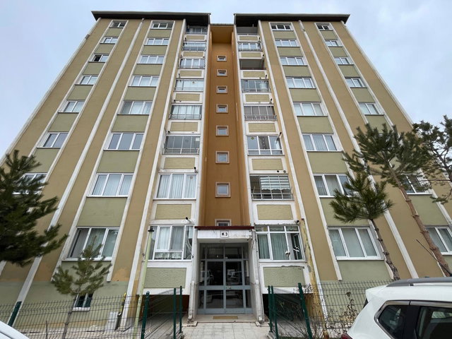 RE/MAX CENTRAL'DAN ÜNİVERSİTE TOKİ'DE 3+1 BAKIMLI-SATILIK-DAİRE