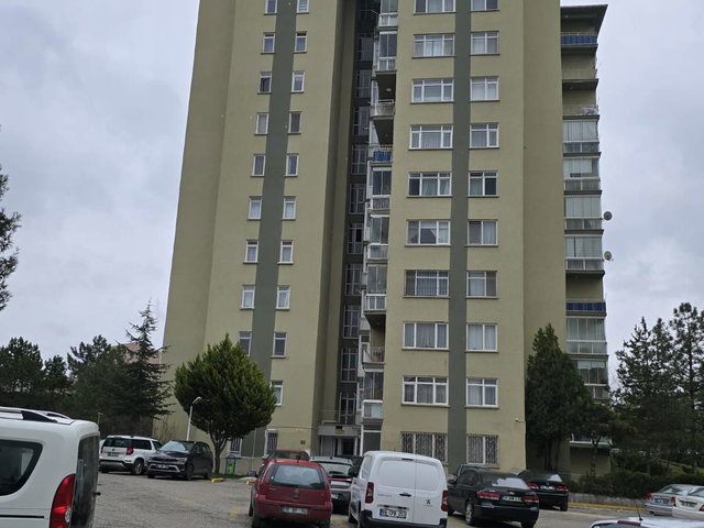 BATIKENT KENTKOOP MAHALLESİNDE MÜKEMMEL KONUMDA SATILIK 3+1 DAİRE