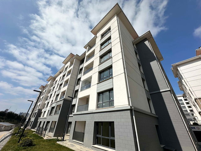 ATAŞEHİR TOKİ İMAR İSKAN KONUTLARINDA SATILIK 3+1 DAİRE
