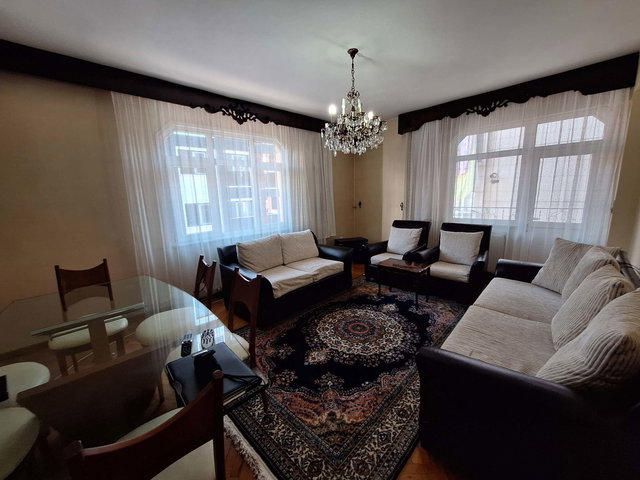 YENİBOSNA'DA SATILIK GENİŞ 3+1 ARAKAT DAİRE