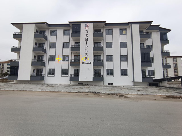 RE/MAX DEGİŞİM ATAŞEHİRDE SIFIR SATLIK LÜX 1+1 DAİRE