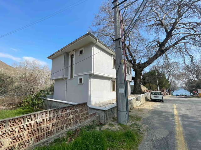 RE/MAX LAND'DEN UÇMAKDERE’DE FULL EŞYALI, DENİZ MANZARALI PRESTİJLİ MÜSTAKİL VİLLA