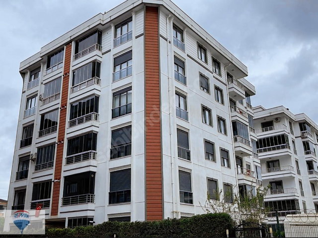 MERKEZİ KONUMDA ROYAL SİTESİNDE SATILIK 3+1 DAİRE