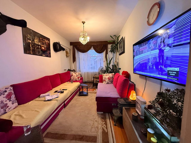 BAHADIR İÇİN REMAXHANE FLORYA ŞENLİKKÖYDE SATILIK 2+1 DAİRE