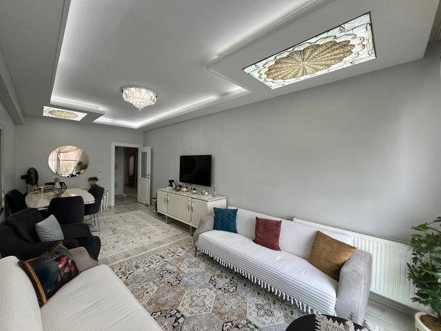 REMAX İLKE'DEN ŞEHİR MERKEZİ'NDE 2+1 LÜKS SATILIK DAİRE