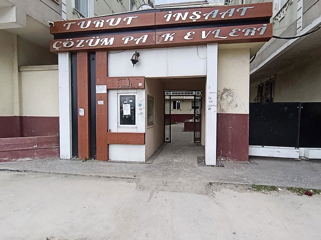 REMAXLAND'DEN FATİH MAHALLESİ SİTE İÇERİSİNDE KİRALIK 2+1  DAİRE
