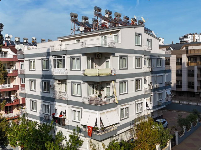PINARBAŞI MAH ATATÜRK CAD YAKINI GENİŞ 2+1 DAİRE
