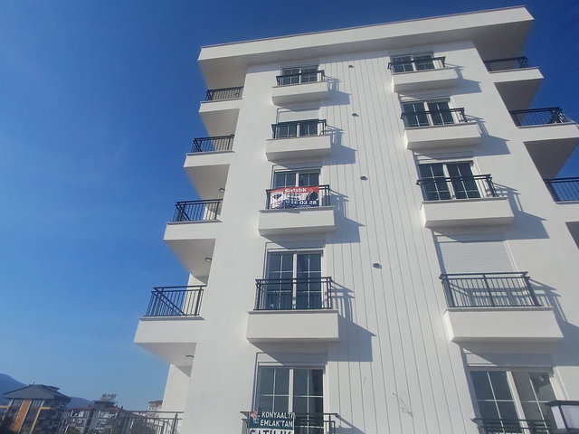 ANTALYA DÖŞEMEALTI YENİKÖY 1+1 SATILIK DAİRE