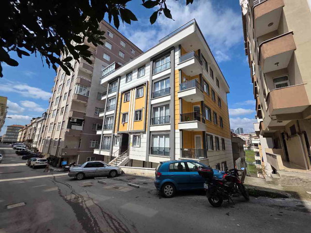 REMAX ŞİRVAN'DAN YEDİTEPE ÜNİVERSİTESİNE YAKIN 2+1 SATILIK DAİRE