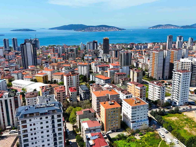 ZERRİN'DEN KARTAL ATALAR'DA GENÇ BİNADA GENİŞ TERASLI SATILIK DUBLEKS