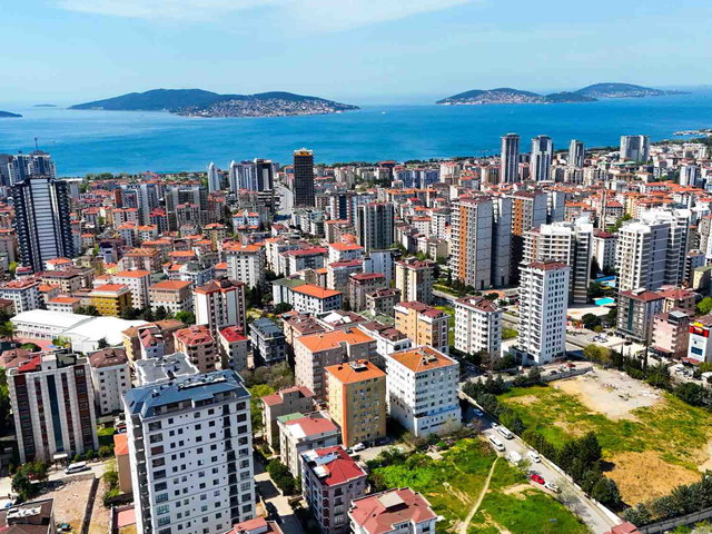 ZERRİN'DEN KARTAL ATALAR'DA GENÇ BİNADA GENİŞ TERASLI SATILIK DUBLEKS