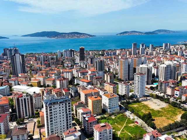 ZERRİN'DEN KARTAL ATALAR'DA GENÇ BİNADA GENİŞ TERASLI SATILIK DUBLEKS