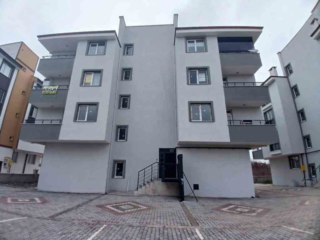 SAMSUN CARSAMBA YEŞİLIRMAK MAHALLESINDE SATILIK 1+1 DAİRE