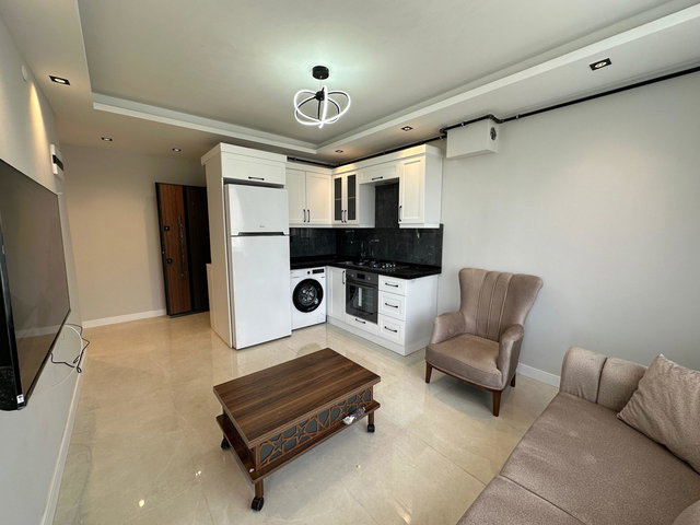 ATAKUM ESENEVLER MAH EŞYALI SATILIK 1+1 DAİRE