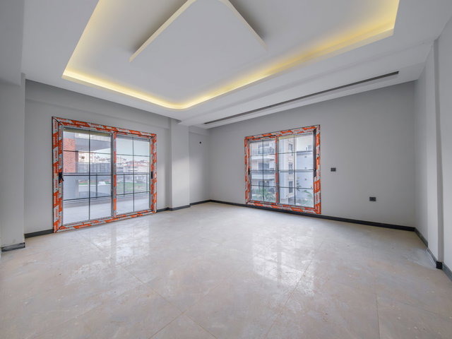 TORBALI KİPA AVM ARKASI – HAVUZLU SİTEDE 3+1 SIFIR DAİRE
