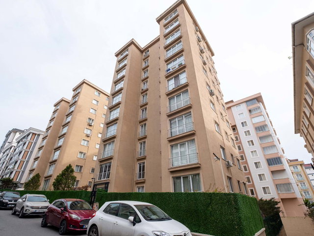 ÜMRANIYE ELALMIŞ CD VESTA EVLERI SITESINDE SATILIK 3+1 DAIRE