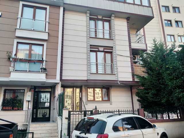 ATAŞEHİR ÖRNEK MAH. YENİ BİNADA FULL EŞYALI 1+1