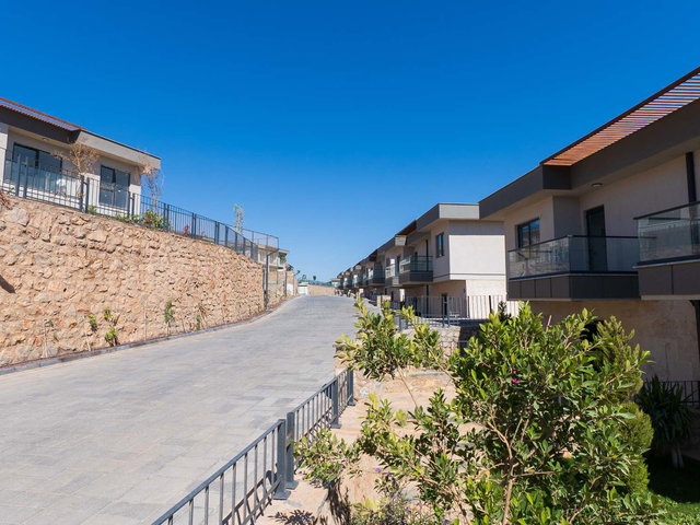 HAYAL BODRUM'DA SATILIK 3+1 HAVUZLU, EN ÖN SIRA, KDV'LI VILLA