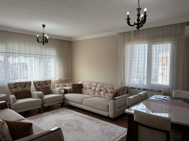 ÇİĞLİ EVKA-5’TE MERKEZİ KONUMDA, KREDİYE UYGUN, 3+1 SATILIK DAİRE